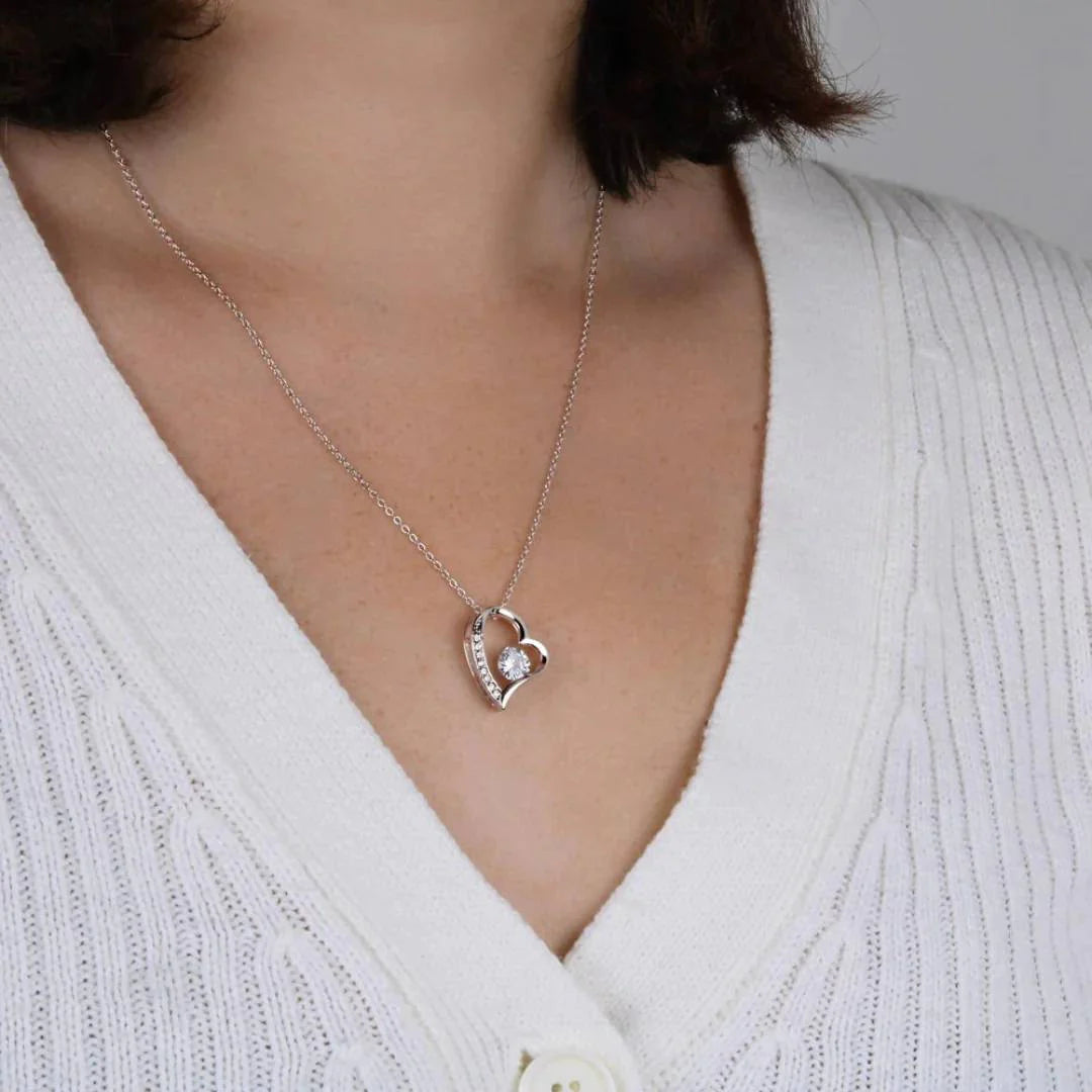 Collar Corazón + Caja de Regalo ❤️✨🎁