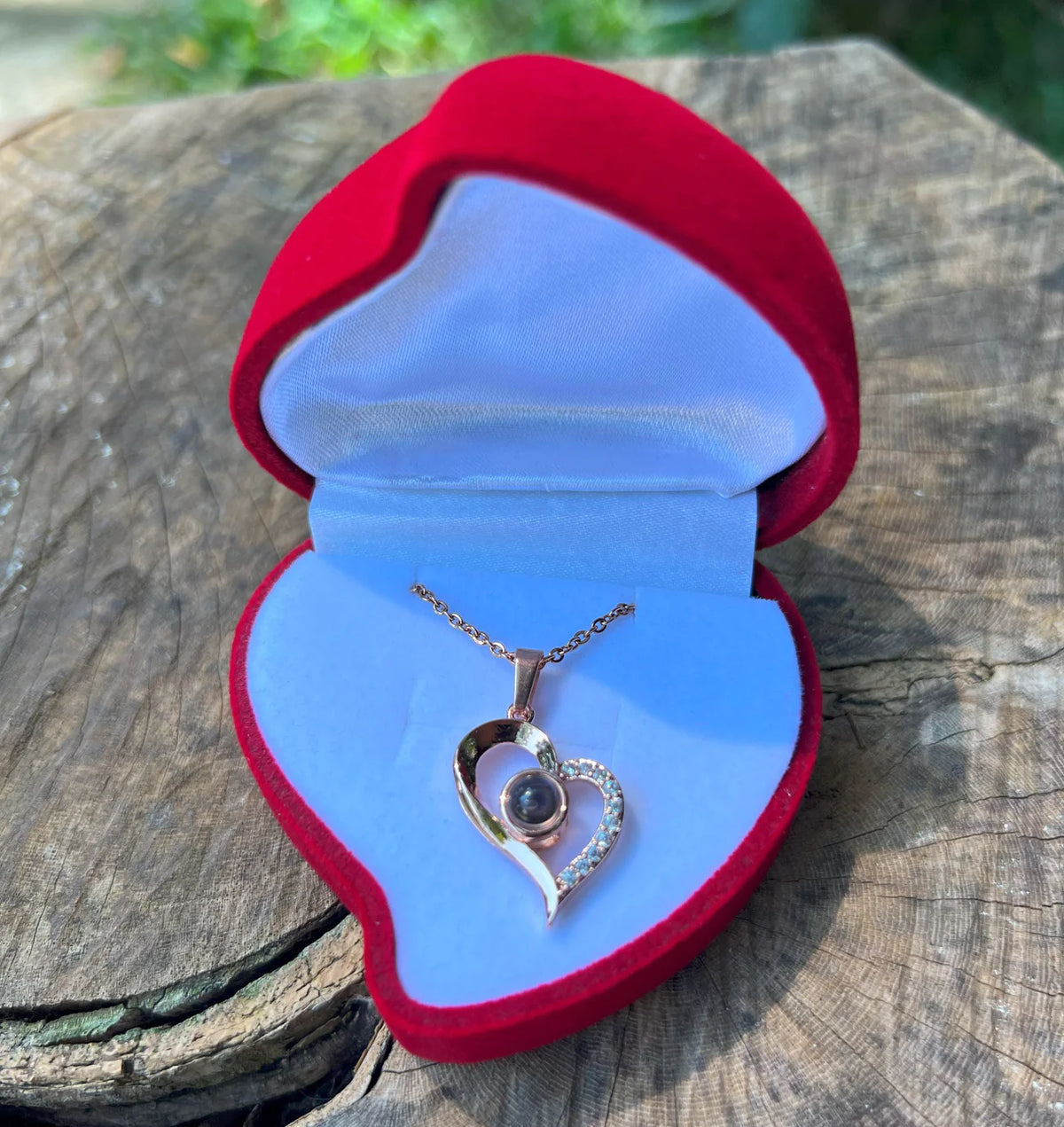 Collar “Te Amo” en 100 Idiomas + Caja de Regalo ❤️✨