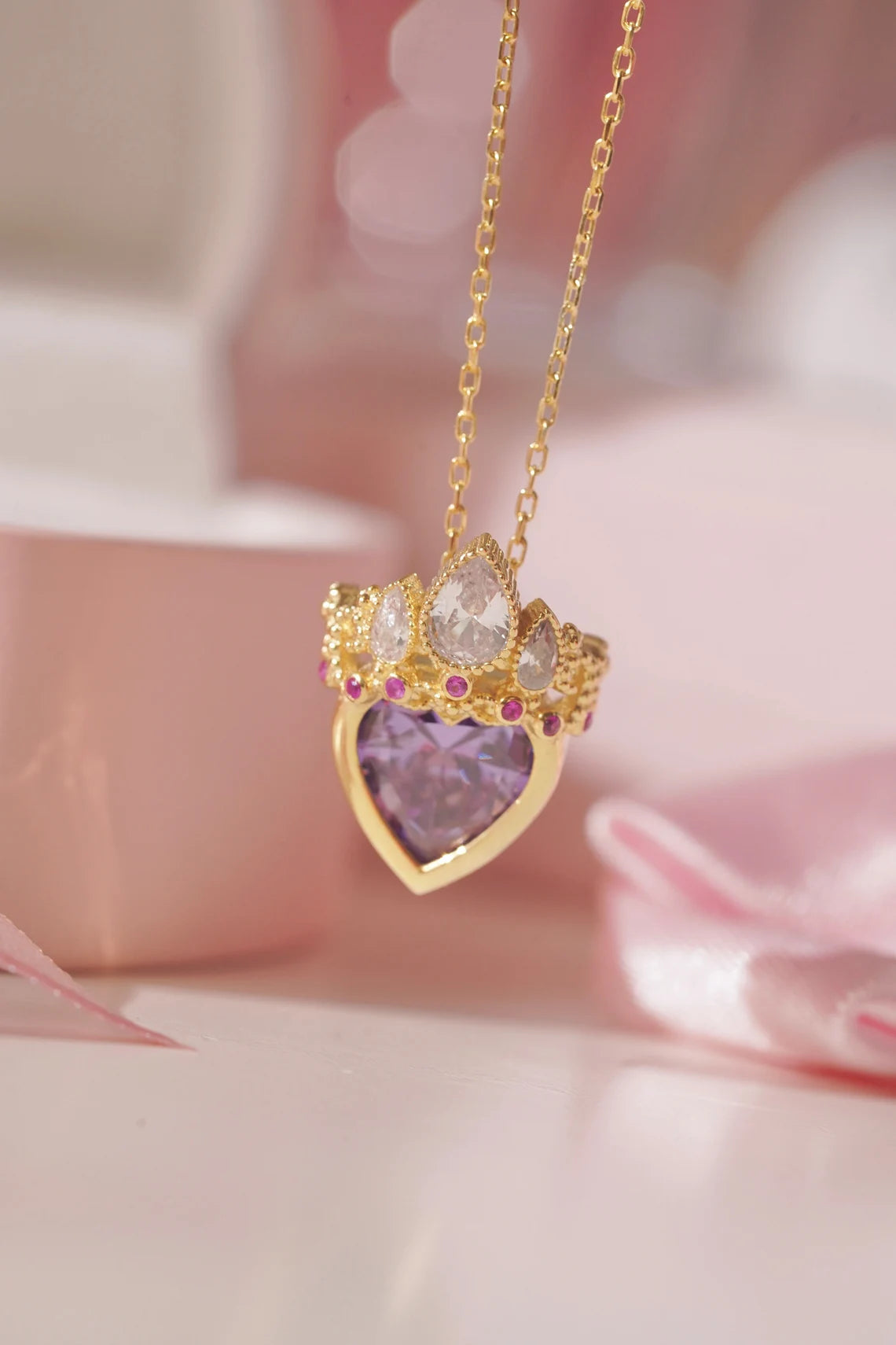 Collar Corazón Rapunzel + Caja de Regalo + Tarjeta 💜👑✨🎁