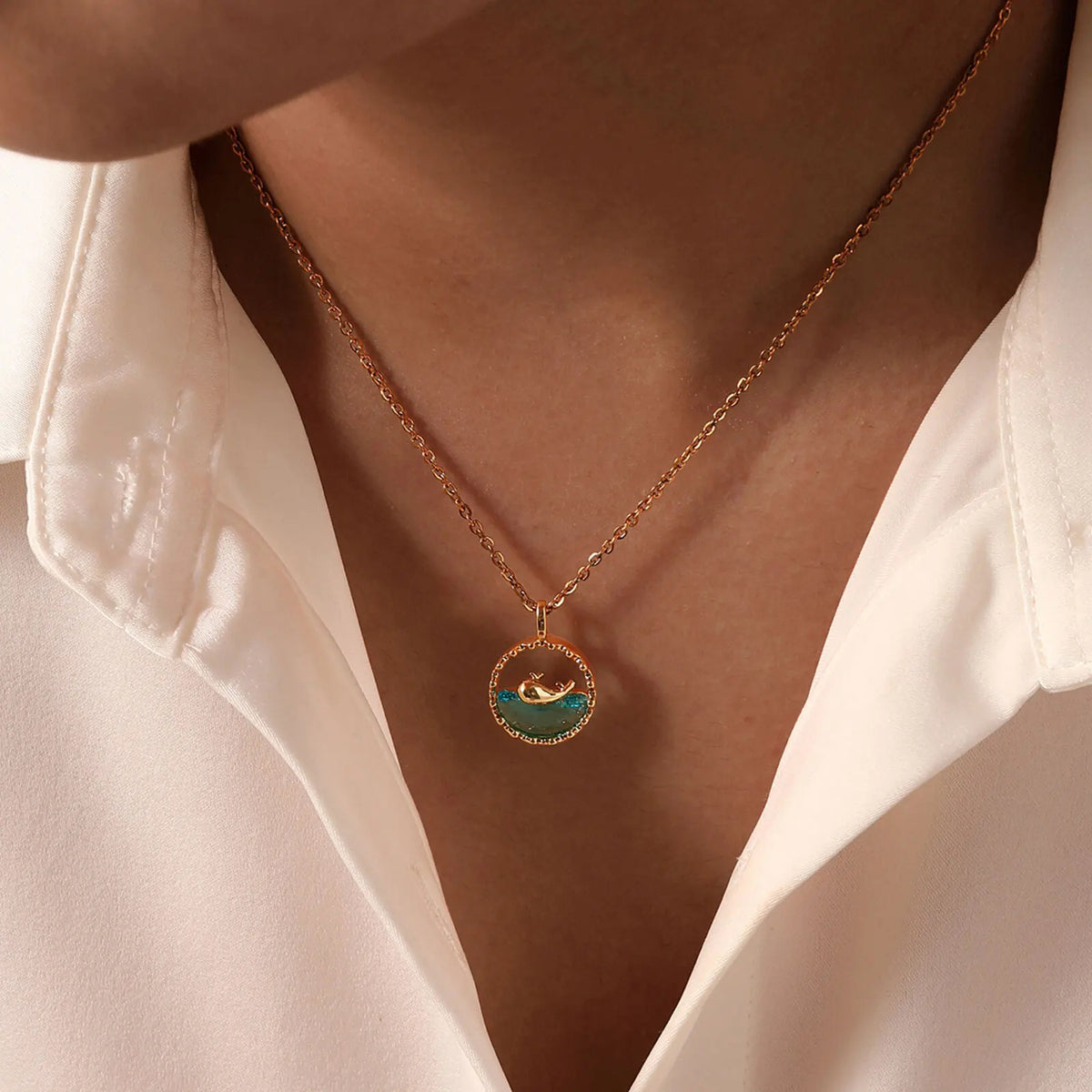 Collar Ballena + Caja de Regalo 🐋✨