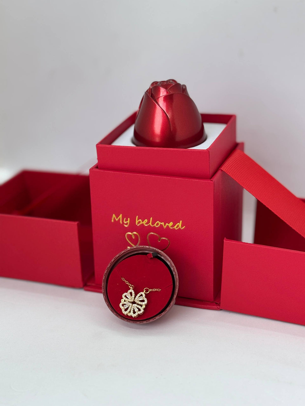 Collar Trébol Corazón + Caja de Lujo 1 Rosa 🍀❤️🌹✨🎁