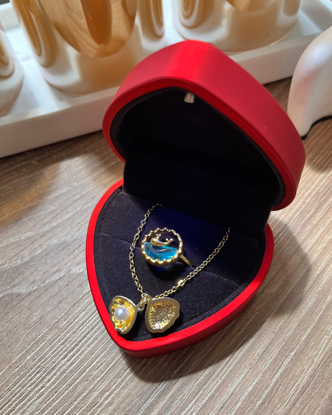 Set Tesoros Ocultos del Mar + Caja de Corazón con Luz LED 🐋🌊❤️✨