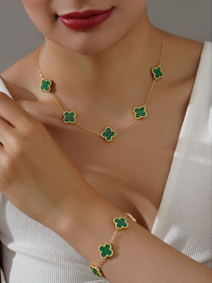 Collar Van Cleef + Caja de Regalo 🍀✨🎁
